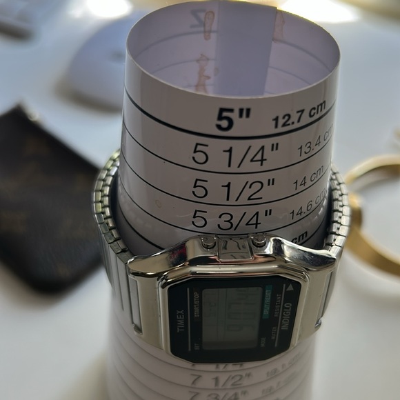 Timex Silver Smartwatch with Advanced Features - Picture 7 of 7